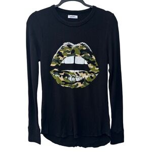 Lauren Moshi Tee Shirt Thermal Top Camo Lips Graphic Women Medium Long Sleeve